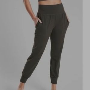 Athleta cruise jogger in powervita